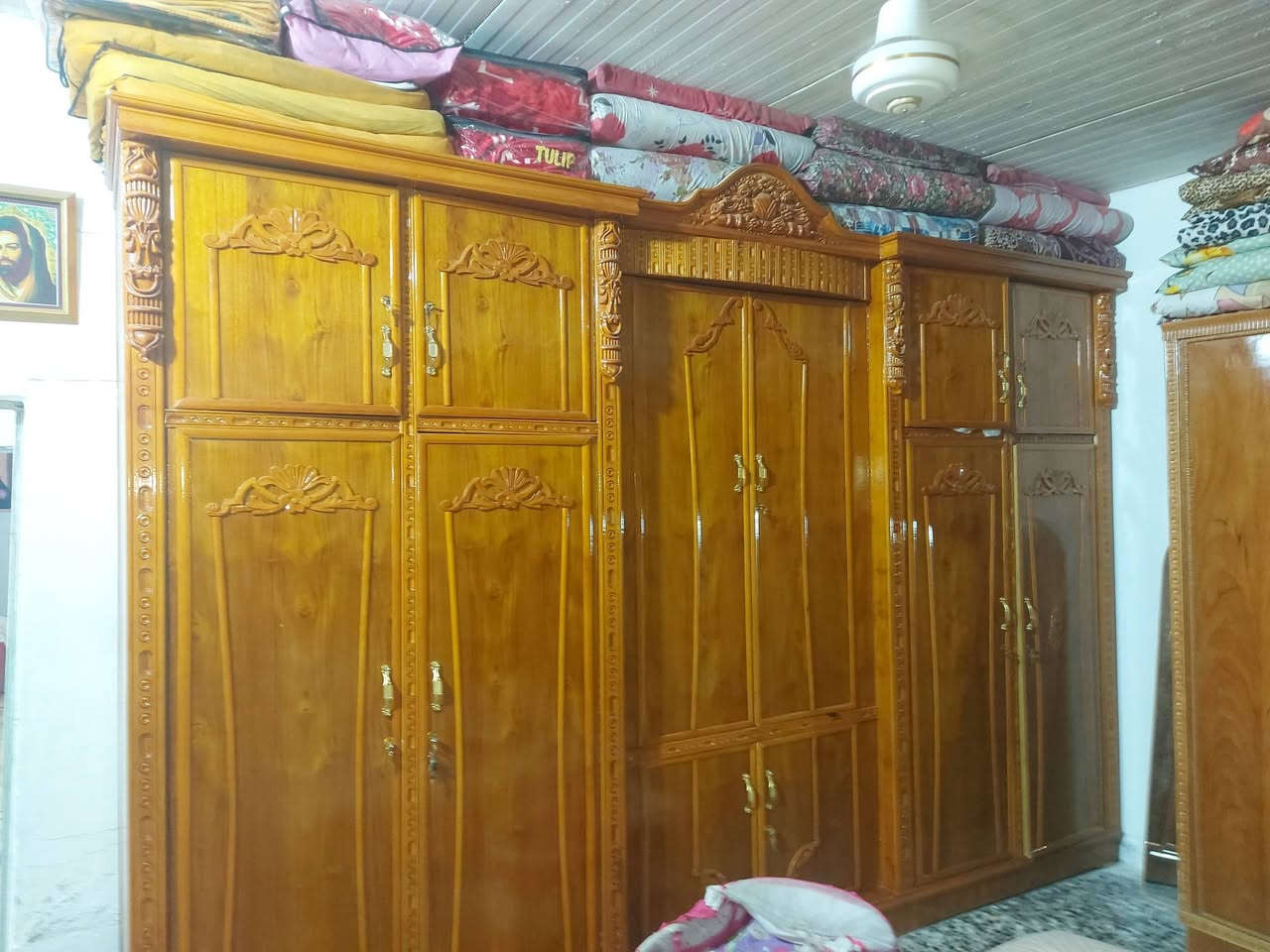 السلام عليكم غرفت حشاب لبيع ماخذه بملونين و٢٠٠وريد ابيعها حتاجيت وريد ابيعها رايدها مليون ٥٠ الغرفه كلشي ما بيها بس الميز مكسور شويه والمرايا مال جربيه مكسور شويه بغداد شعب الواتساب والخط ***********
