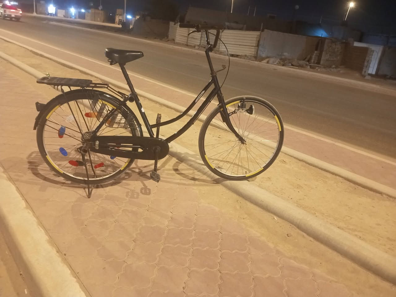 سلام عليكم شباب عندي باسكل البيع سعر 110مكان بصره زبير نتصال***********
