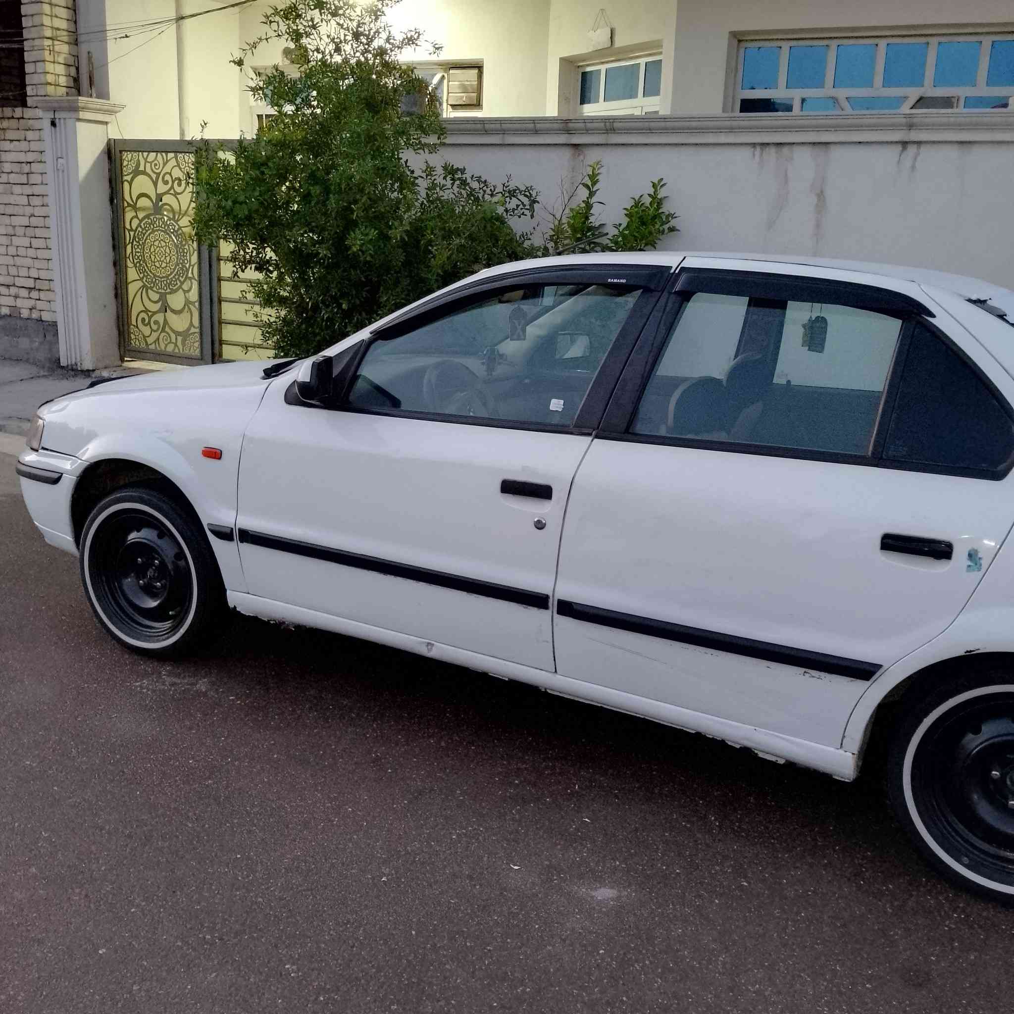 السلام عليكم سياره سمند موديل 12 سياره جاهزه رقم بغداد انكليزي باسمي تحويل ثاني سعر 40 مكان بغداد غزاليه هذا الرقم ابي واتساب ***********
