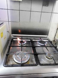 طباخ ٤ عيون • ناره قويه • مستخدم نظيف