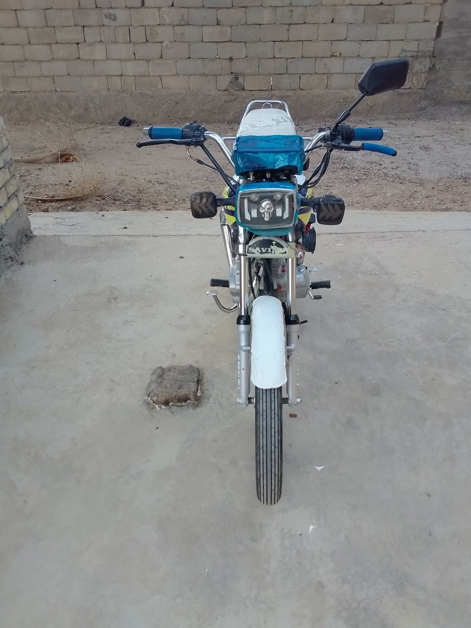 السلام عليكم
دراجه ايراني نوع سونك نضافه خير من الله كهربائيات كلها شغاله تكره صلف العنوان #الرمادي_الصوفيه_بالبوفهد 
السعر جدا مناسب


**إذا كنت صاحب هذا الإعلان وتريد حذفه لأي سبب، رجاءا أرسل رسالة إلى الدعم الفني**