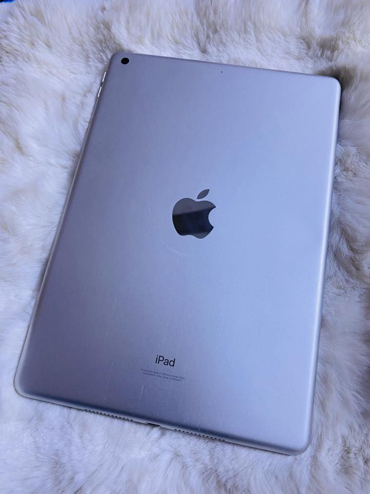 للبيع فقط ايباد 9 نضيف اخو الجديد ذاكره 64 بطاريه92 لو90 السعر 150 بدون ملحقات المكان كربلاء. ***********
