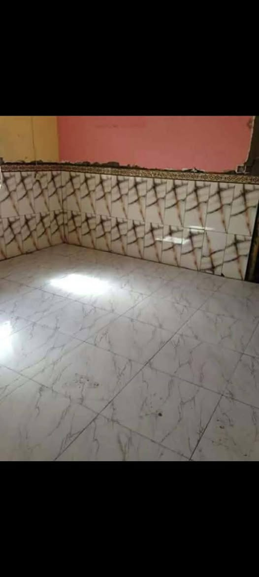 سلام عليكم خلفه سيراميك جدران ارضيه واجهيه ودرج المتر ٧ نشتغل جميع المحافظات شغل درجه اولى***********
