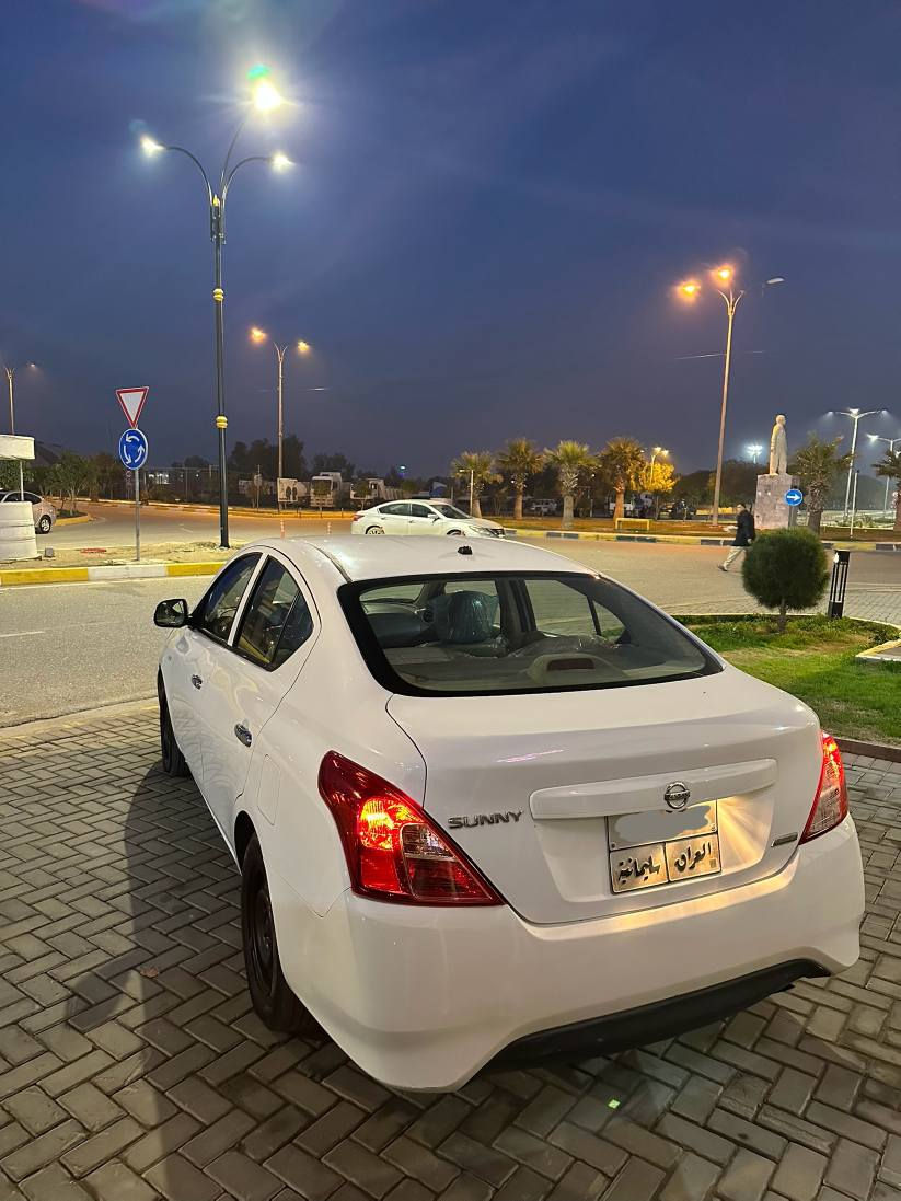 بە ناوی خوای گەورە 
نیسان سەنی لاکشمیبای بۆ فرۆشتن 
٢٠١٦ یەک چاملخی بۆیاخە 
ڕەسمی سۆنەرەکە دانراوە 
١١٥ هەزار ڕۆشتوە 
گێڕ و مەکینە بە شەرت هەتا بڵێی سەیارەیەکی توندو تۆڵە بێ مەسرەفە
تەقەو ڕەقە بەشەرت 
چوار تایەی تازەی لە ژێرە
بە ناو کردن بە شەرت 
سەنەوی تا ٢٠٢٧ تازەیە 
سەیارەکە لە کەلارە 
*********** 
بۆ سعرەکەی تەلەفۆن بکە لە خزمەتام كالار, السليمانية
