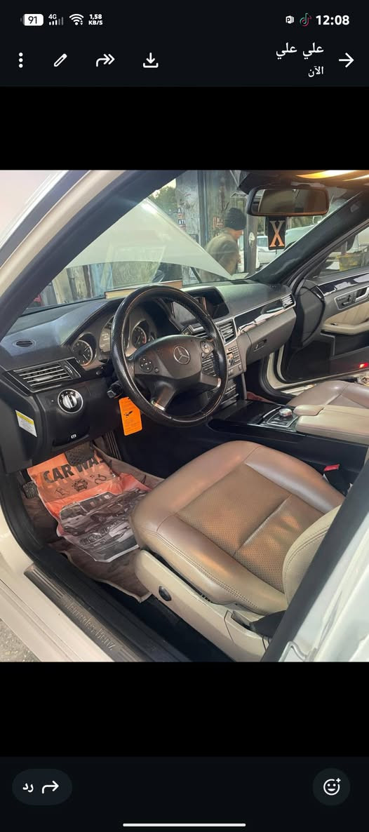 سلام عليكم مارسدس لبيع محرك 350
لمديل 2011 
سعر 170
الحادث دوسه خلف باب ساق 
وشويه صبغ بل جاملاغ
تو ويل 
رقم مميز 
رقم لهاتف ***********
