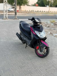 سكنس فحل كابريتر دراجه  كامله ما ناقصها حبايه تجي شغل وتطلع  مكينه  نا...