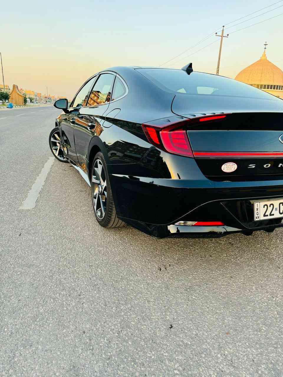 سوناتا 2023 SEL PLUS فول 1/1 

مواصفات :
▪️بصمة ابواب
▫️رادار امامي خلفي
▪️نقط عمياء جانبية
▫️قيادة ذاتية ومانع تصادم
◾️كروز مثبت سرعة 
▫️تحديد مسار
▪️هاند بريك دگمة
▫️اوتو هولد 
▪️لايت Led زنون
▫️تشغيل عن بعد 
▪️محرك 1.6 توربو
▫️شحن وايرليس
▪️تحكمات فوووول
▫️تدفئة كشنات وستيرن
▪️شفتات گير بالستيرن
▫️سستم سماعات Bose 
▪️عدادات دجتل فول
▫️شاشة كبيرة تدعم الكار پلي واندرويد اوتو
▪️كراسي كهرباء وخزن ميموري
▫️پانورما 3 طگات
▪️أنظمة قيادة ذاتية 
▫️أشاير بالمري
▪️قطعتين تبريد 
▫️تبريد منفصل مناخين
▪️كشنات جلد تطعيم
▫️ويل كب رياضي حجم 19

🔸عداد المسافة : 47,000KM
🔹رقم السيارة أربيل 
🔸السنوية جديدة / الهزة جديدة
🔹الحادث : الباب الأمامي ( جهة السائق ) مبدل ، وجزء من الچاملغ معدّل 
🔸السعر : 183 
🔹العنوان : النجف / قرية الغدير 
🔸للتواصل : ***********
