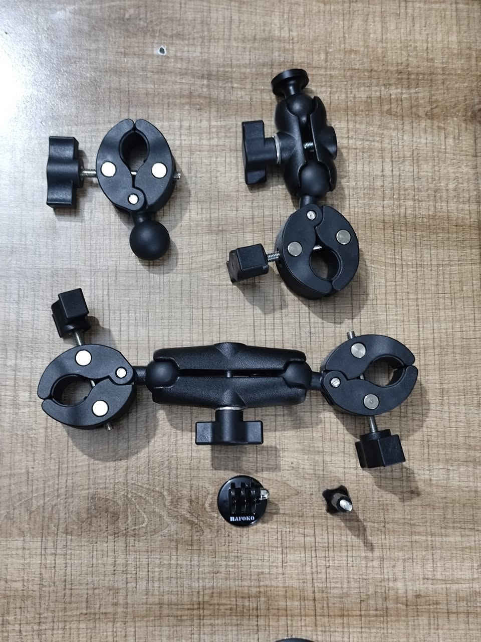 كامرة انستا اكس 3 جديدا استخدام خارج العراق داخل العراق ما مشتغله معا ملحقات 
بطارية عدد 2
قاعدة شحن 1×3
رام 64
عصا 1 متر +عصا 3متر 
قواعد تثبيت 4قطع معا المعدات كامله 
كراب حماية عدسه + كراب حماية كامله 
السعر 600 بيها مجال 
*********** اتصال او واتساب
