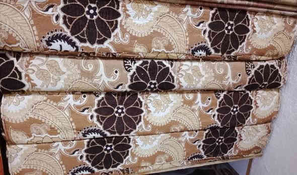 السلام عليكم
ديوان وياه 4 تكماله بعده جديده 
 وميز بلازمه رايدهن 200
واذا وحده الديوان 150 
العنوان : الاسكان الصناعي 
للاستفسار الاتصال على الرقم ***********
