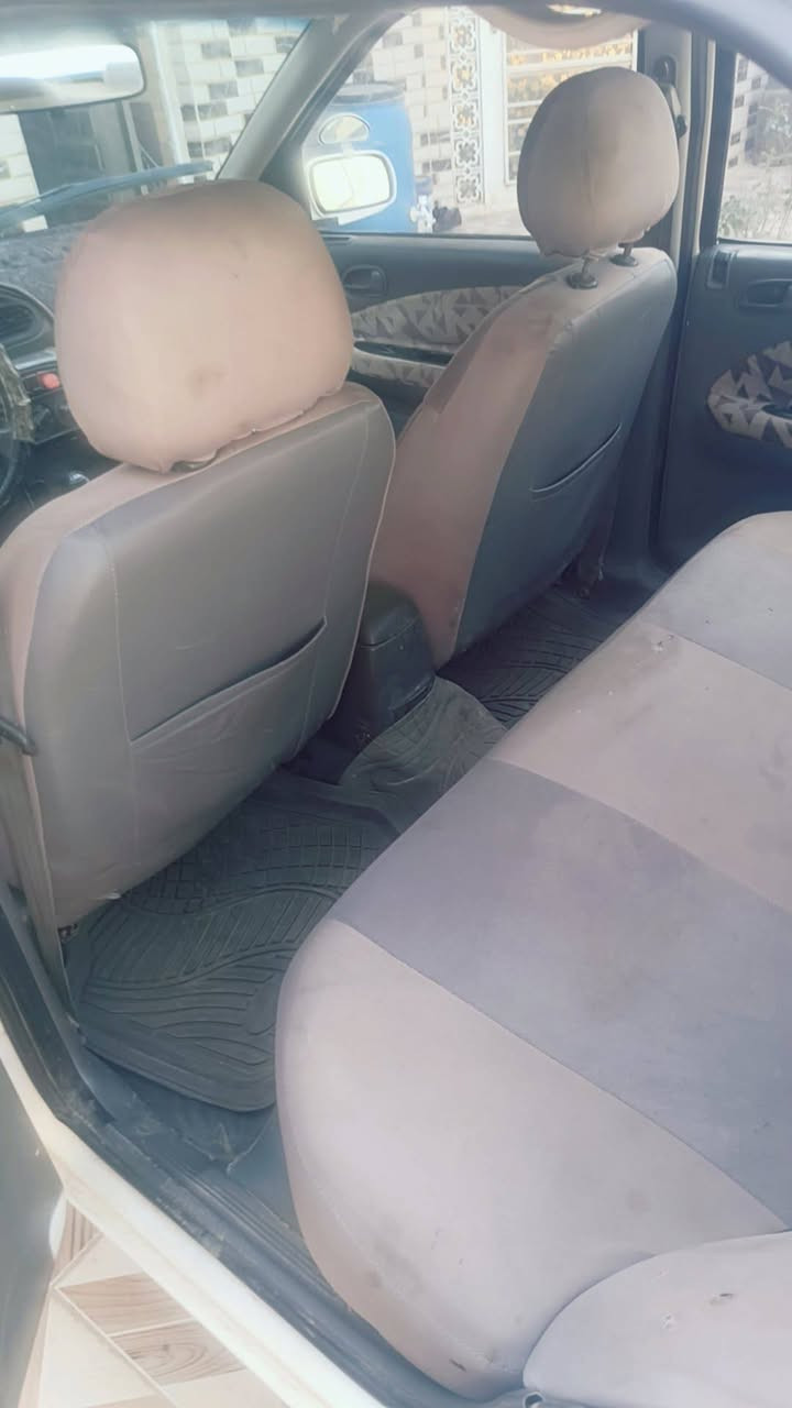 سلام عليكم ورحمة الله وبركاتة سيارة للبيع رقم بغداد سيفيا موديل95 كهرباء كلها شغالة سيارة مثل ماواضحة بلصورة بس بيها هذني الطخات الباقي  كلة على البلاد السيارة مال جناي السعر 40 العنوان بغداد المدائن سلمان باك الستفسار على  الرقم ***********
