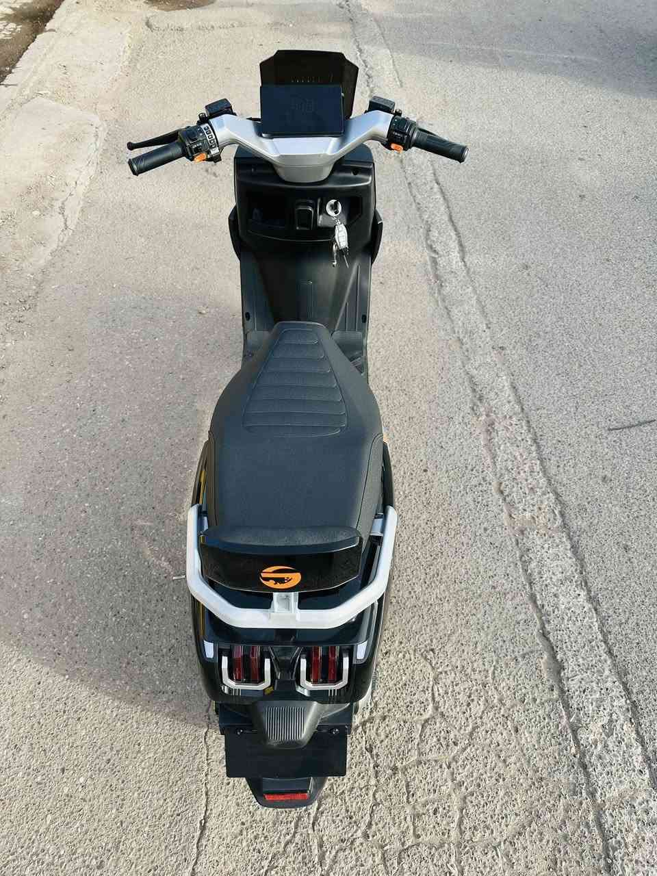 سلام عليكم.... مكلف بلنشر
دراجة شحن  🛵 للبيع
دراجة شلعه معدل كهربائيات كلهه شغاله 
دراجة جديده بلاديه 
أي نقص مابيهة
جيب فيتر وتعال افحص
العنوان بغداد حي اور فلكة صباح الخياط  الاستفسار الاتصال على الرقم ***********
