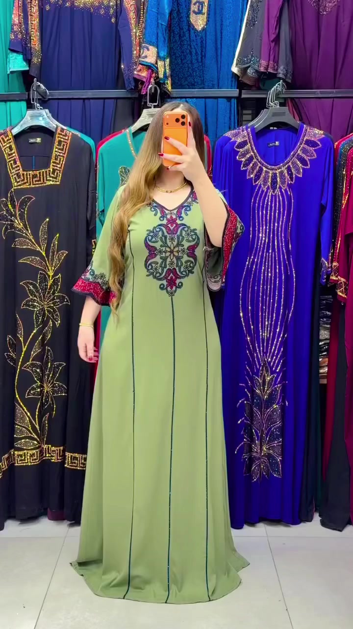 داخل المحل معروضات هسه وصلتني


**إذا كنت صاحب هذا الإعلان وتريد حذفه لأي سبب، رجاءا أرسل رسالة إلى الدعم الفني**