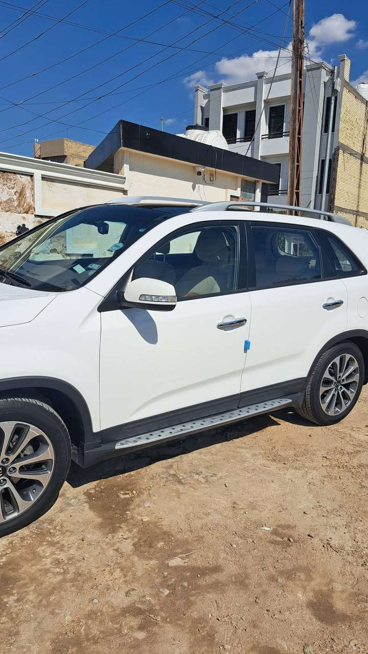 كياء سورنتو
مديل 2014  
خليخي فول موصفات 
بنوراما كشن كهربائي 
بصمة تشغيل
 بصمة أبواب
كشنات جلد 
بكلايتات لد 
مكفولة كفاله عامة 
محرك 4. 2400 دوش
ماشية 101km
3 قطع تبريد 
رقم صاحب السيارة:***********
عنوان بغداد الثعالبة 
سعر : 170 قفل
