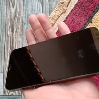 آيفون ١٢ برو ماكس • شاشة وظهر مكسور • بطارية ٩٠%