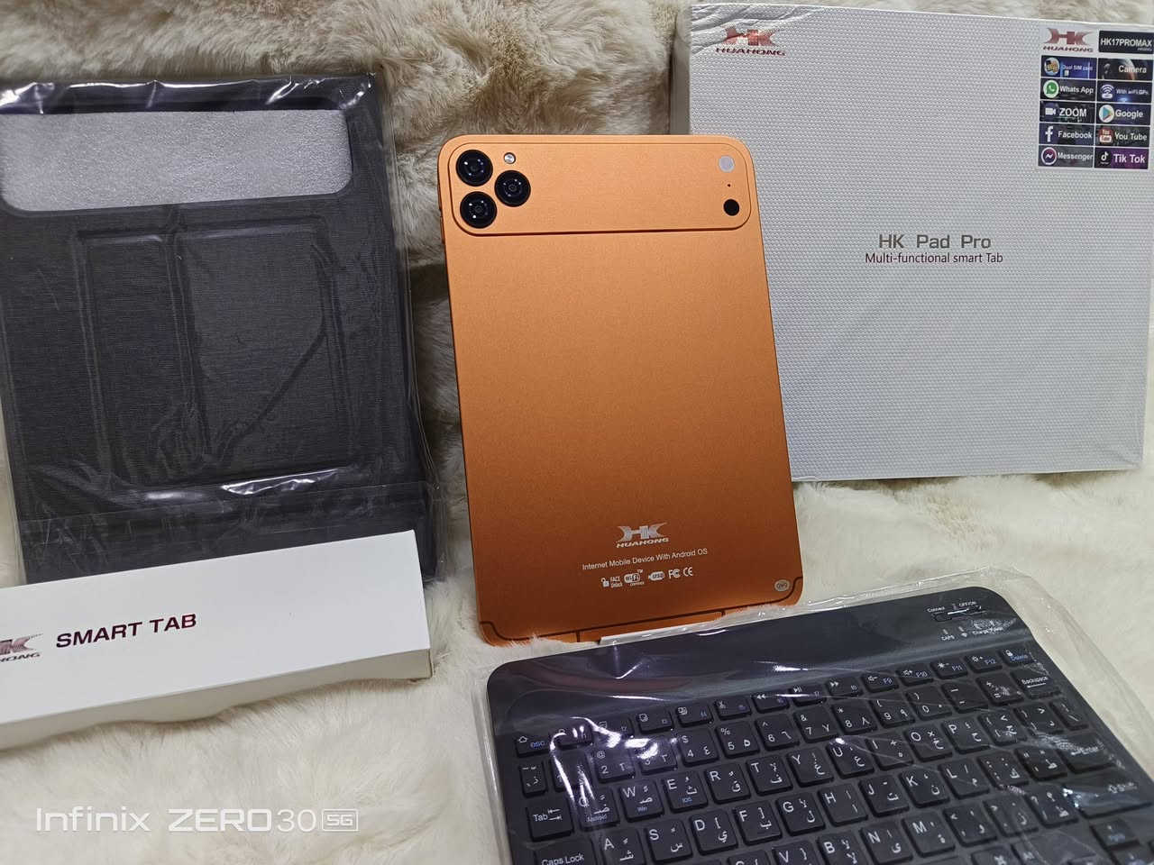 تابلت 17برو جديد بالكرتون اصلي صناعه cclt ذاكره واحد تيرا بايت عشوائي 16يدعم سيمكارت شحن تايبسي حجم الشاشه 10انج مع كامل ملحقاته السعر 170الف ع اول تم


**إذا كنت صاحب هذا الإعلان وتريد حذفه لأي سبب، رجاءا أرسل رسالة إلى الدعم الفني**