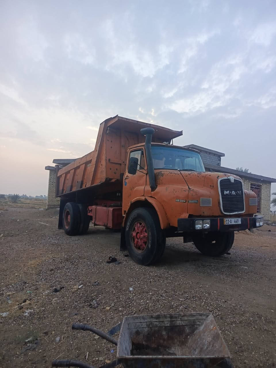 مان البيع  كله بلاديه كير محرك  مكفولات رقم نكنيزي تايرات جدد ***********
