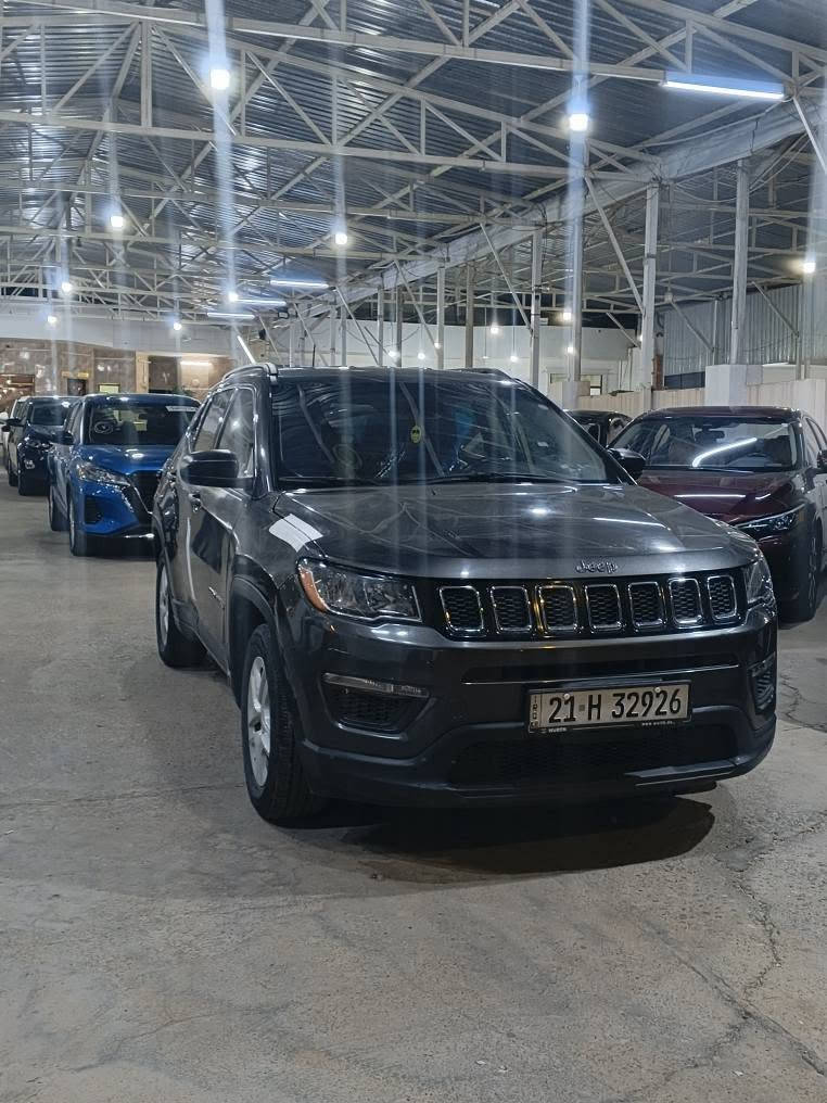 Jeep compas 2021 
2 بارچه ى بوياغه بئ ناو گرتن پيشى كه پسه 
80 هه زار كم روشتوه 
سه نه وى تازه يه تا 2029 
گير و مه كينه به شه رت كاره بايات به شه رت 
سعرى 128$  
***********. واتساپى له سه ره 
شوين كه ركوك كركوك, العراق

