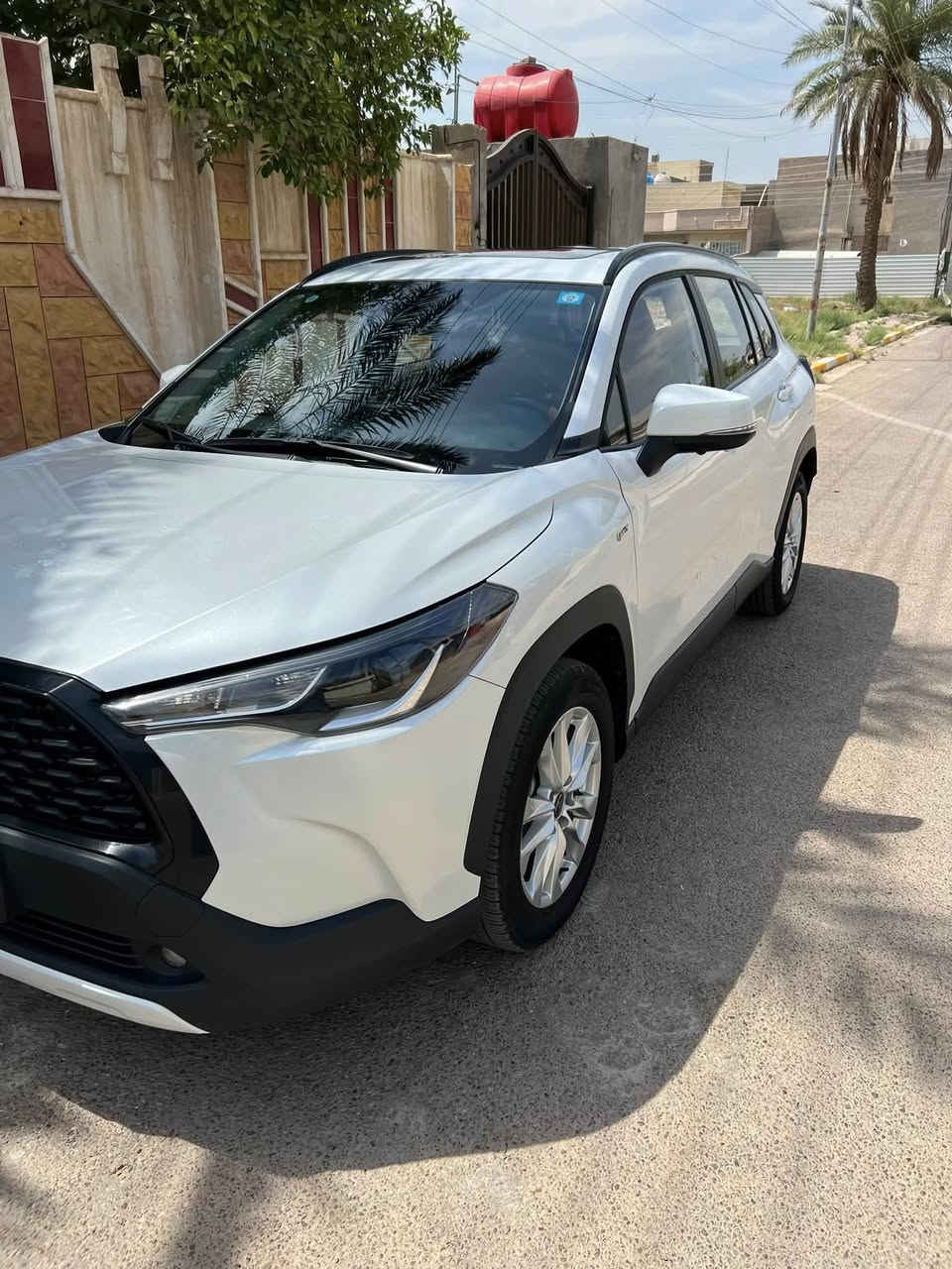 سلام عليكم للبيع كورلا كروز 2025 ماشيه 7000 وضع الشركه جديده فول مواصفات سعر 27500 رقم *********** مكان بغداد

