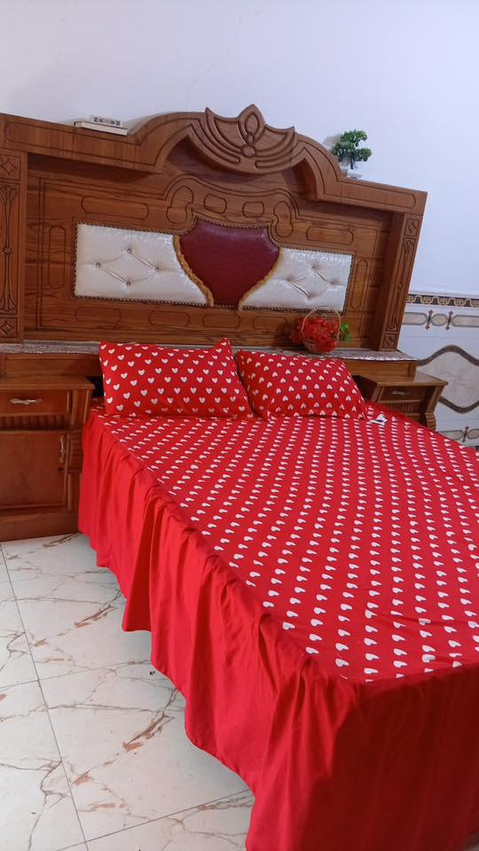 سلام عليكم غرفه أخشاب للبيع سغر مليون و200وبيه مجال تفاصيل اكثر تصال ***********
