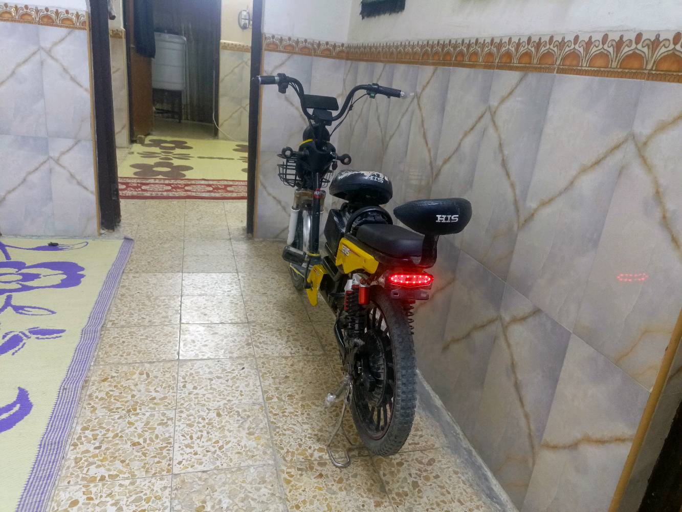 دراجه شحن للبيع شركه HIS بيع كوم حديد عوزه بطاريه وحده فقط المكان نجف واتساب فقط ***********