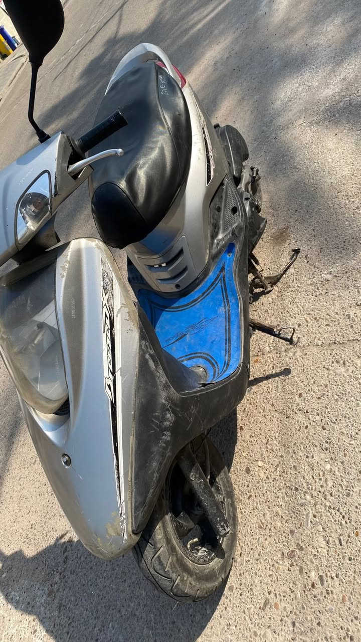 دراجه بريز للبيع محرك بلادي كهربائيات بلادي سلف هندر شغال العنوان بغداد الدوره السعر ٦٠٠ الف و بيها مجال بسيط للاستفسار ***********
