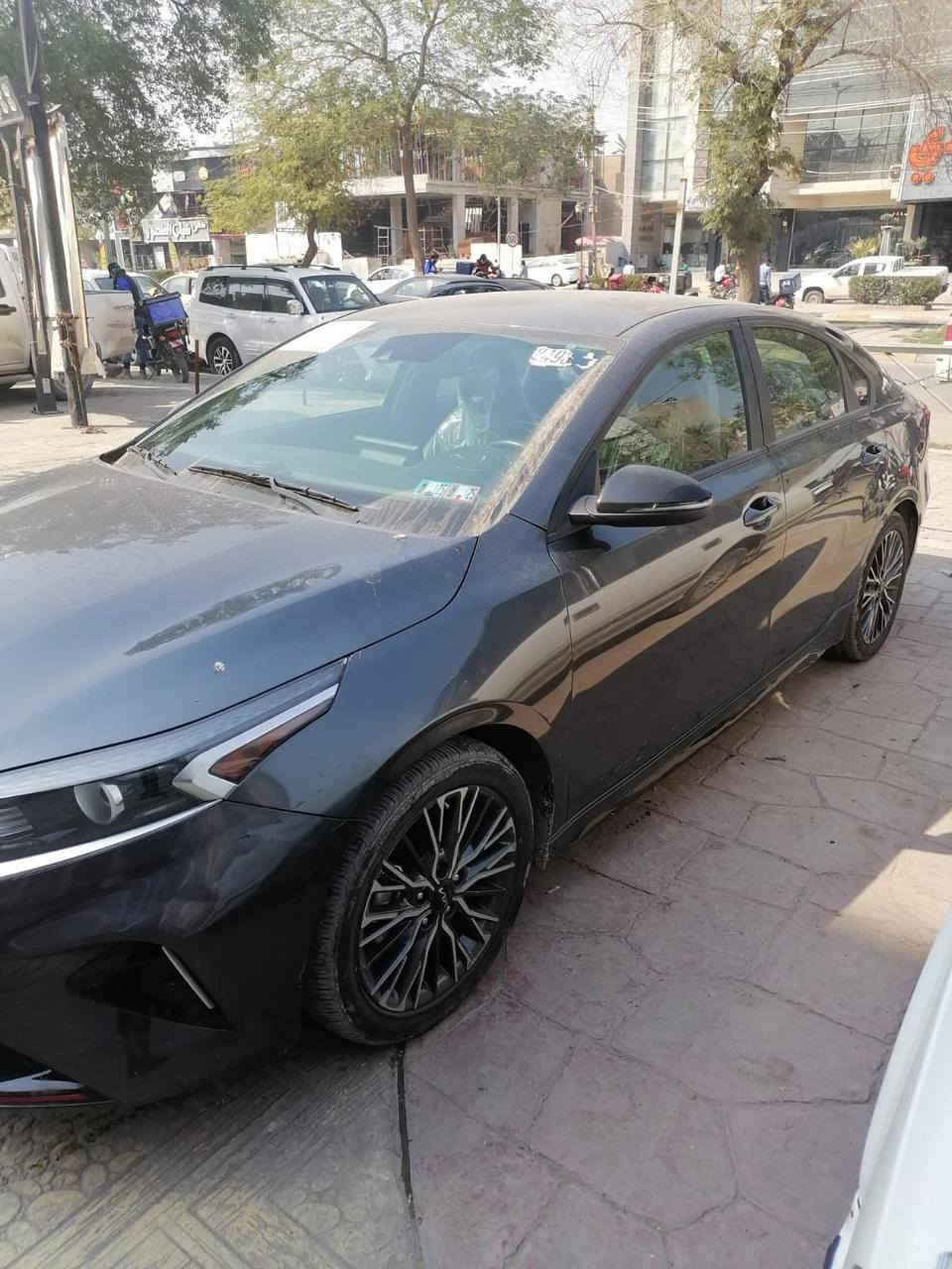 السلام عليكم فورتي جيتي لاين موديل 24 وارد امريكي حادثه مثل ما موضح بل صوره وبيه بارد بل جاملغ خلفي علا كد شبر بدون ايرباك بدون دواخل بدون شواصي بدون صبغ كله راجع بارد بدون تبديل بصمه سايد ابريك كهربائي اشاير بل مري نقطه عمياء تحكمات استيرن ويل حجم 16 ماشيه 35 الف السعر 157 الرقم الاستفسار *********** بي وتساب مكاني بغداد
