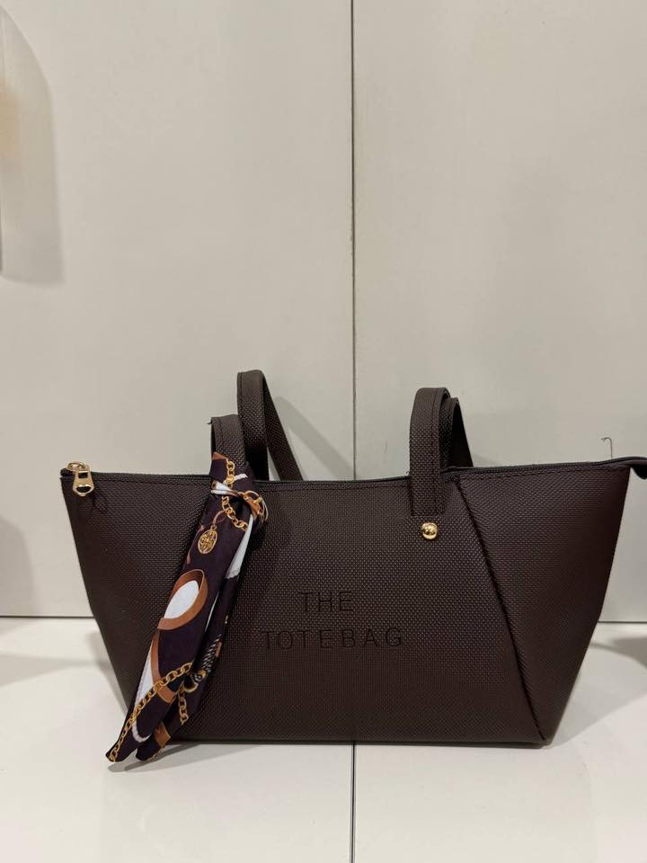 ✨ عرض مميز على الجزدان الجلد النسائي ✨

جزدان أنيق بجودة عالية وتصميم مرتب يناسب كل الإطلالات 👌  
📅 العرض مؤقت لمدة أسبوع فقط  
💰 السعر: 15,000 دينار عراقي  
🚚 يتوفر توصيل لجميع المناطق  

للطلب والتفاصيل أكثر تواصل خاص 📩
#توصيل_محافظات #نسائي #جزدان #بغداد #العراق #عرض_VIP


**إذا كنت صاحب هذا الإعلان وتريد حذفه لأي سبب، رجاءا أرسل رسالة إلى الدعم الفني**