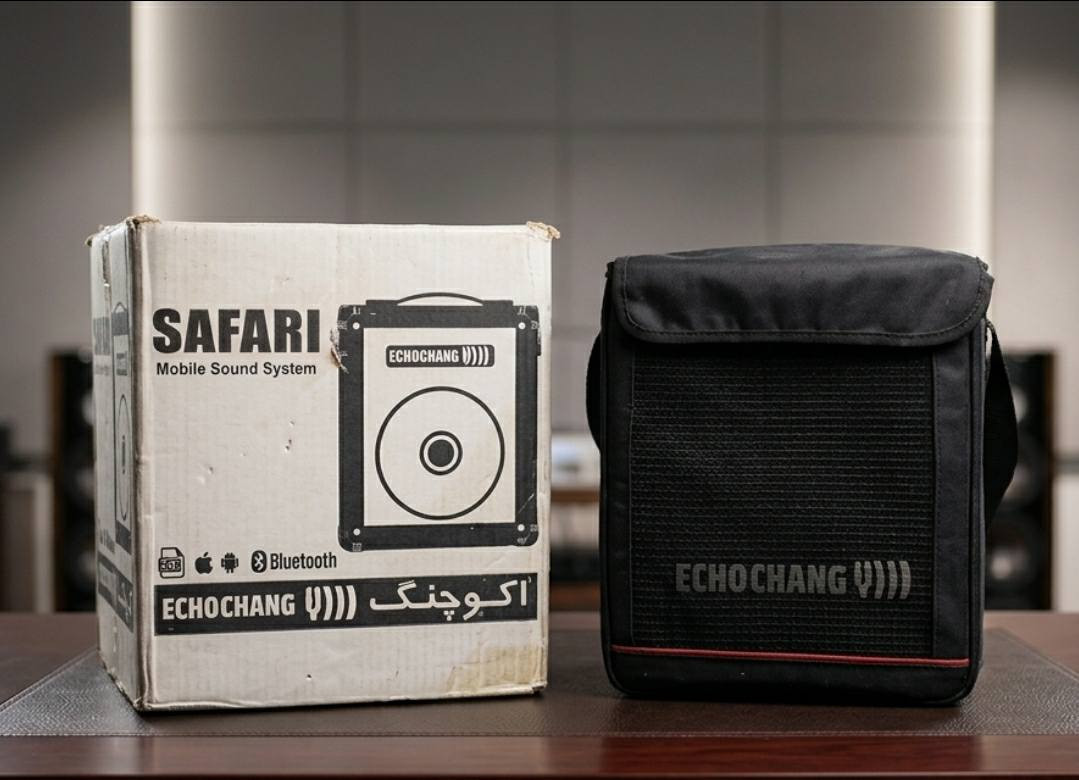 💢💢مستعمل فقط للتجربة ورادو يبشرون الاصغر منها
ب250 الف فقط . بيع مستعجل 💢💢

أبرز المميزات (حسب المكتوب على العبوة وتصميم الجهاز):

​الاتصال اللاسلكي (Bluetooth): يدعم تقنية البلوتوث لربطه بالهواتف الذكية والأجهزة اللوحية بسهولة وتشغيل الصوتيات عن بُعد.

​التنقل والعملانية: يأتي مع حقيبة قماشية مخصصة لحمايته وسهولة حمله (كما يظهر في الصورة)، مما يجعله ممتازاً للرحلات، المناسبات، أو الاستخدام في الحدائق.

​توافق الأنظمة: يظهر على الكرتون شعارات توافق مع نظامي التشغيل Android و iOS (أبل).

​دعم الوسائط المعددة: يحتوي على منافذ لتشغيل الصوت عبر فلاشة (USB) أو بطاقة ذاكرة (SD Card).

​التحكيم بالصدى والتأثيرات: علامة تجارية مثل Echo Chang معروفة بتقديم أنظمة صوتية ممتازة للخطابة، الأنشطة المدرسية، أو المجالس، حيث تتيح تحكماً جيداً في صدى الصوت (Echo) ومستويات الصوت


**إذا كنت صاحب هذا الإعلان وتريد حذفه لأي سبب، رجاءا أرسل رسالة إلى الدعم الفني**