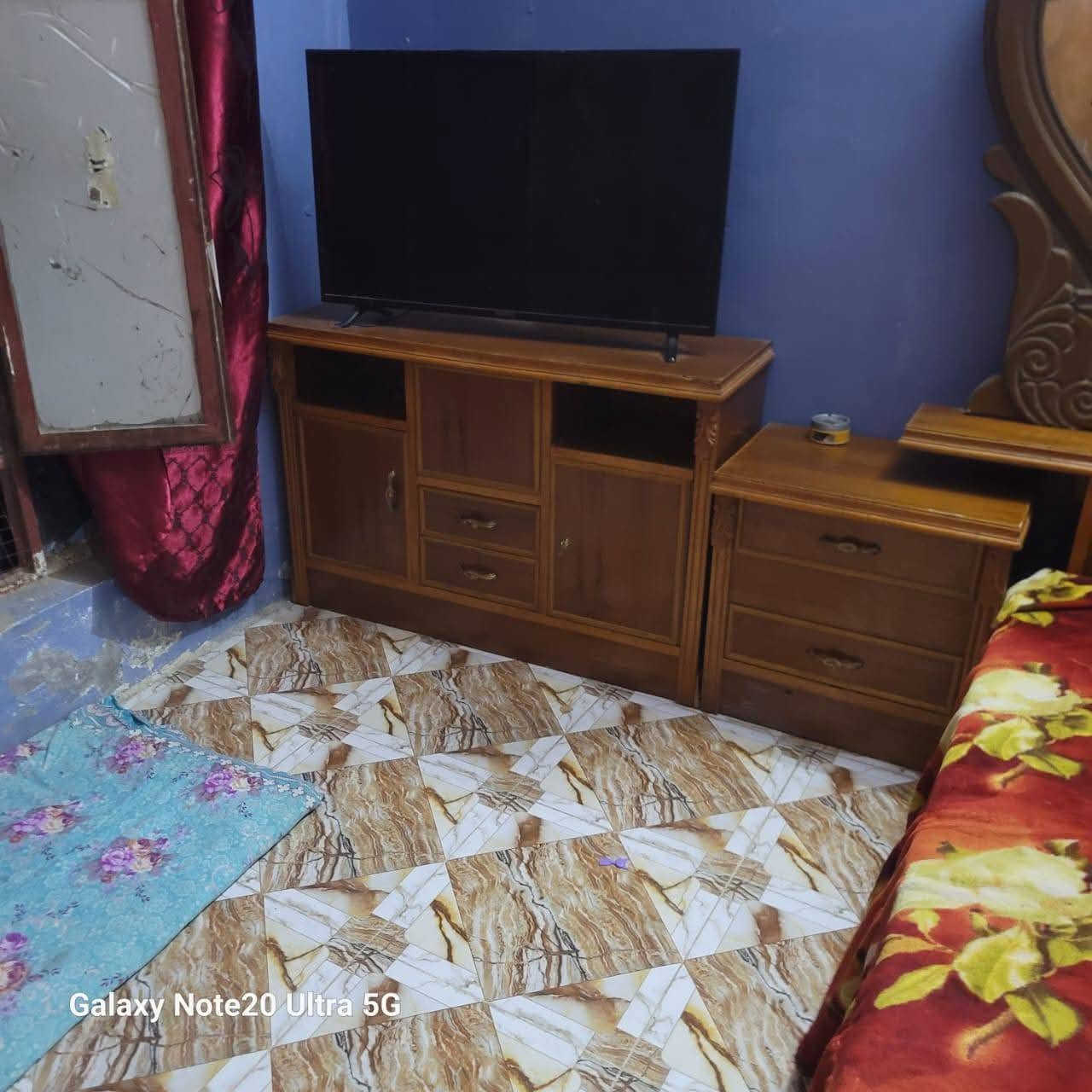 سلام عليكم عندي غرفه لبيع ريدهه 750 غرفه حطاطه رقم ***********
