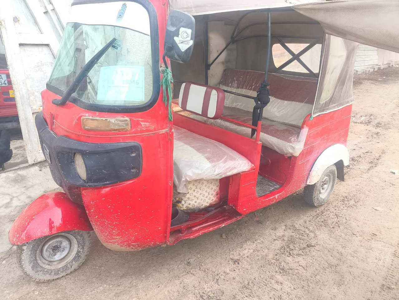 تكتك موديل 18 رقم وسنويه بابل تكتك مال شغل محرك 20 اي نقص مابيها مكملينه علا اخر حبايه ماتذب عليه ربع  مكاني كربلاء شارع حميد ابو الجام     السعر 4250وبيه مجال ***********
