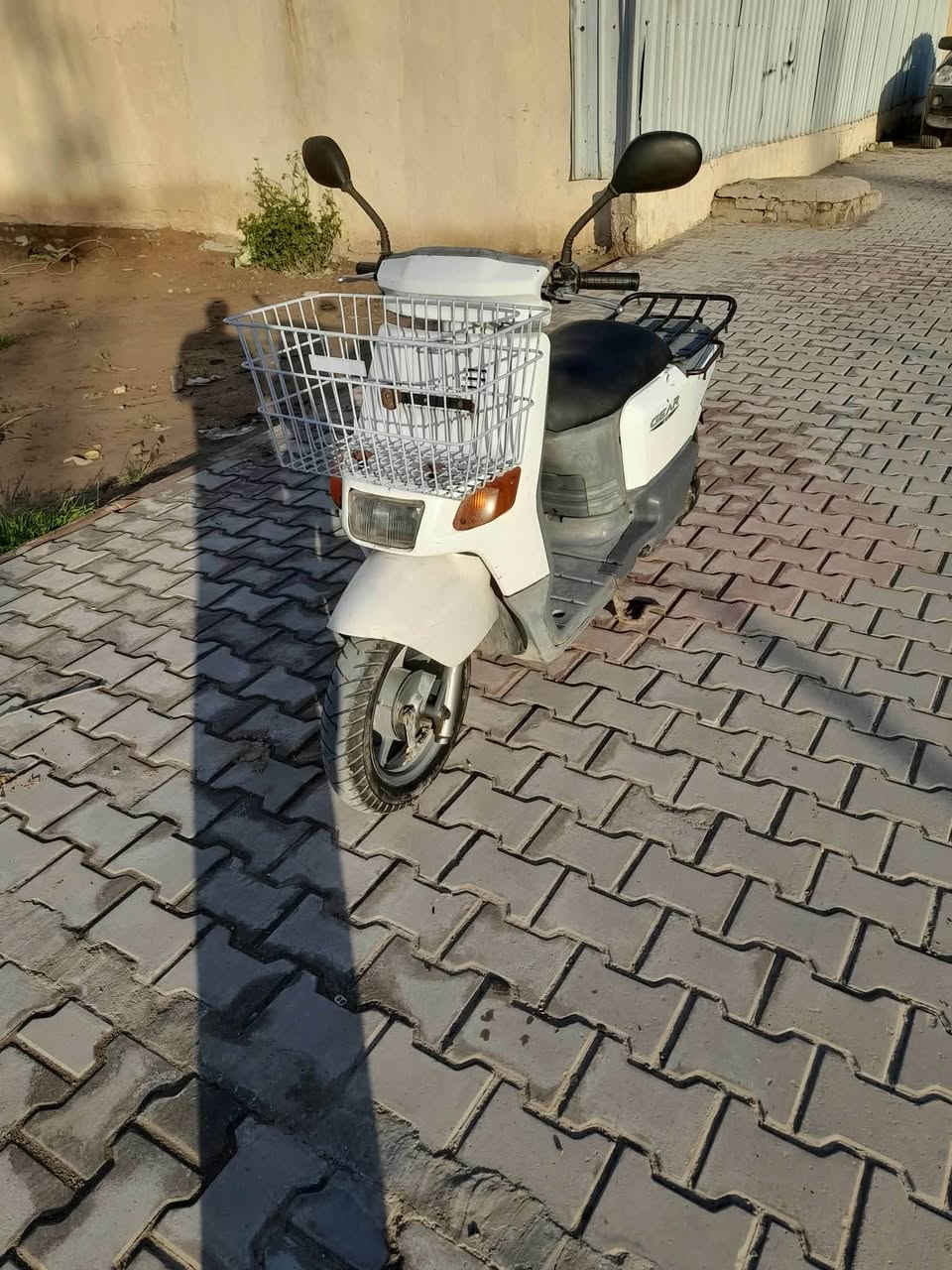 دراجة بيكم للبيع محرك خير من الله كهربائيات شغاله 
اوراقهه موجودة العنوان مدينة الصدر 
السعر 350
الرقم *********** الشراي يتصل
