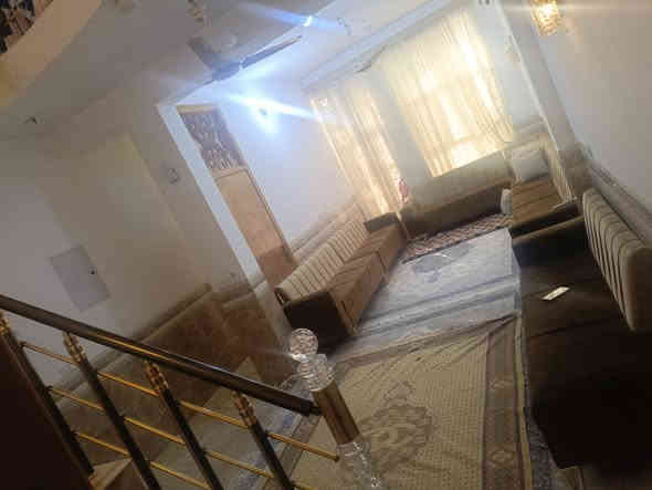 بيت في كربلاء حي القدس 100م خلف الشارع مباشرتاً بصف الركن 
اني ابو البيت مو دلال مطلوب مبادره 85 او اقل ما اعرف بس احنه نكول 85 اريد تطلوعه بيت بناء جدد طابو صرف البناء طابوك  يحتوي عل 2 غرف نوم طابق ونص جمهوري هاذا رقمي وا اي ستفسار عليه ***********
