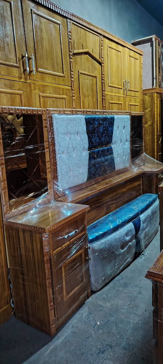 غرفة 5باب جديد خمسه مليم العنوان موصل شارع بغداد مقابل حمام المامون ***********
