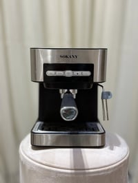 مكينه قهوه • بخار حليب • شاشه