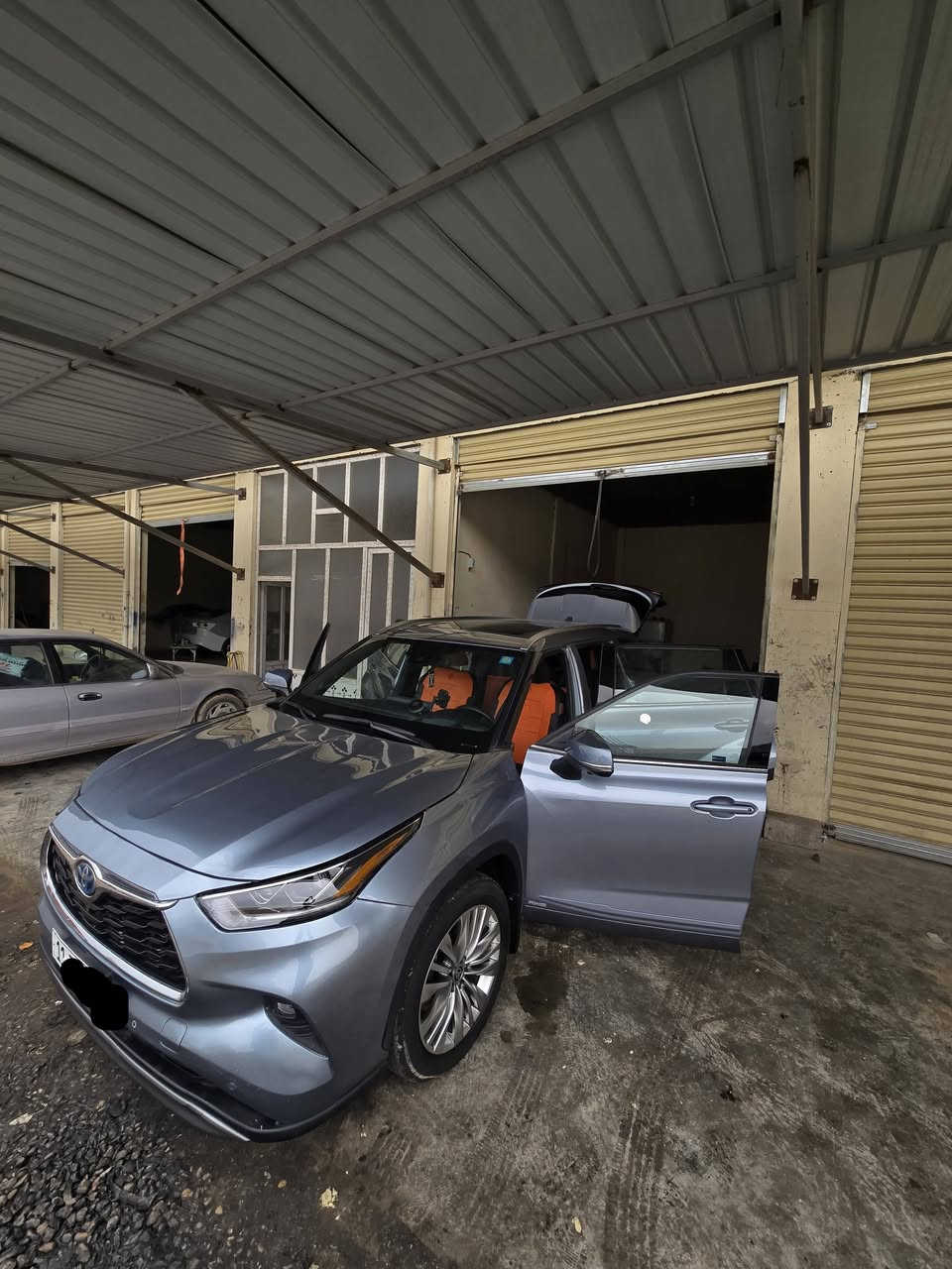 ⁨ 🔷تويوتا هايلندر 2024  بلاتينيوم فئة + للرحلات
والسفر، 

🔷متوفرة الآن مع مواصفات

🔷المواصفات بلاتينيوم الأهم :

 

🔷امريكي داخل مشمشي

🔹 محرك 2500 (Hybridهجين)

🔹 الكراسي الامامية كهربائية+تبريد وتدفئة 

🔹 فتحة السقف (بانوراما)

🔹 مقاعد جلد فاخرة

🔹 رادار أمامي + نظام تحديد المسار

🔹 مثبت سرعة + 3 وضعيات قيادة

🔹 تحكم كامل من الستيرن

🔹 صندوق خلفي كهربائي

🔹 تبريد 3 قطع

🔹 مرايا جانبية كهربائية بميزة الشفط والتدفئة

🔹 بردة على الأبواب الخلفية

🔹 هاند بريك كهربائي

🔹 أضواء أمامية وكشافات LED

🔷6كامرات محيطيةمع داش كام بلادي 

🔷بعد هواي مواصفات 

🔷ضرر بسيط جاملغ ايسر وتبديل صندوق بلادي بدون ايربكات 

العنوان: ديالى

الرقم: بغداد 

هاتف***********

(السعر33الف دولار يعني 330)

 #هايلاندر_بلاتينيوم
