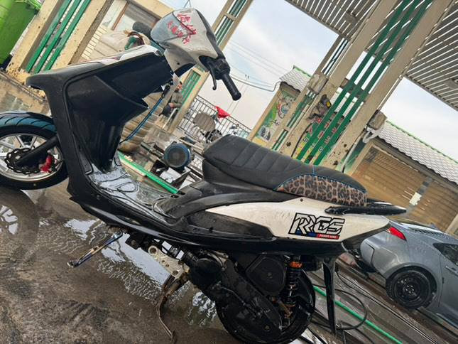 ماكس عدله بلادي 
دوشمت كشن 
كفرات موشمه 
شلعه ومعدل فول 
بوشه بلادي 
وبيها كسر بل سبايدر بسيط 
مكاني الزعفرانيه قرب الكليه العسكريه 
تواصل ***********
