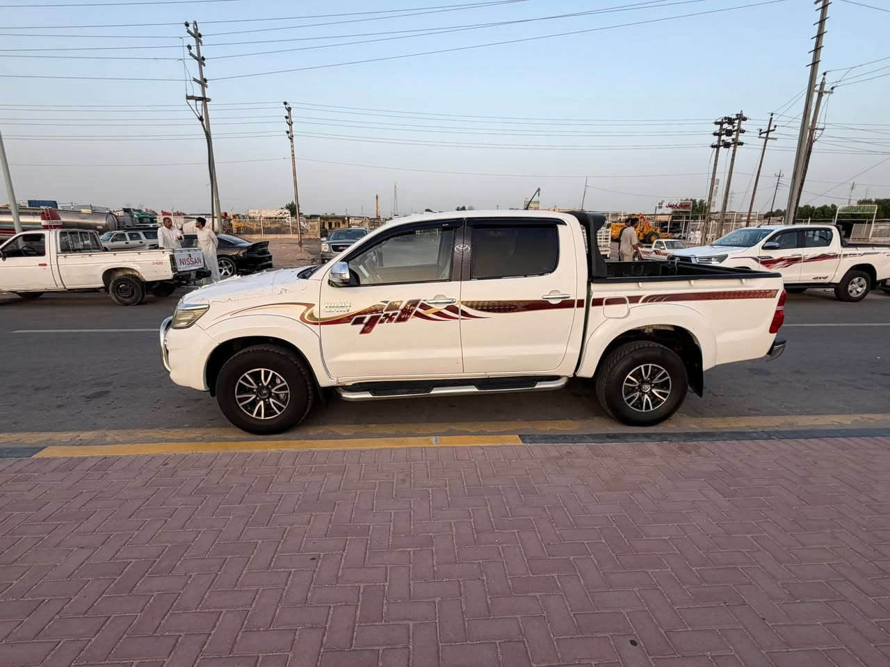 فلاونزه فور ويل مديل 12 كير عادي محرك بانزين مكفول رقم نجف تحويل ثاني يوم مبدل مدكر وبنيد السعر 145 وبيه مجال قليل العنوان البصره ستفسار ***********
***********
