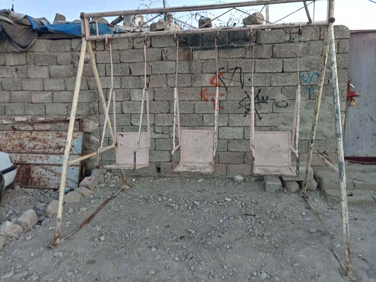 بيع مستعجل ديادي عدد اثنين مثل ما موضح بالصور
بسعر مناسب للاستفسار الاتصال بالارقام التالية. 

‏‪***********‬‏

‏‪***********‬‏
