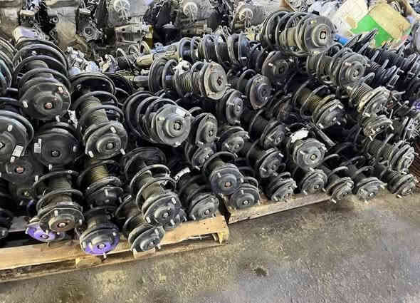 سلام عليكم 
عرض خاص جدا جدا اي باب كامري موديل من 2005/ 2010 
باب كامري اصلي مستعمل نظيف جدا جداامامي خلفي اي لون سعره 100 الف اي باب اي لون 100 الف 
جاملع كامري خليجي امريكي اصلي مستعمل  موديل 7/9 
75 الف
متوفر ادوات مستعمل وجديد 
مجمع العراب شارع 6 
قرب فلكه الشيخ معروف 
الاتصال ع الارقام التاليه 
***********
***********
اسعار تنافسيه جدا
