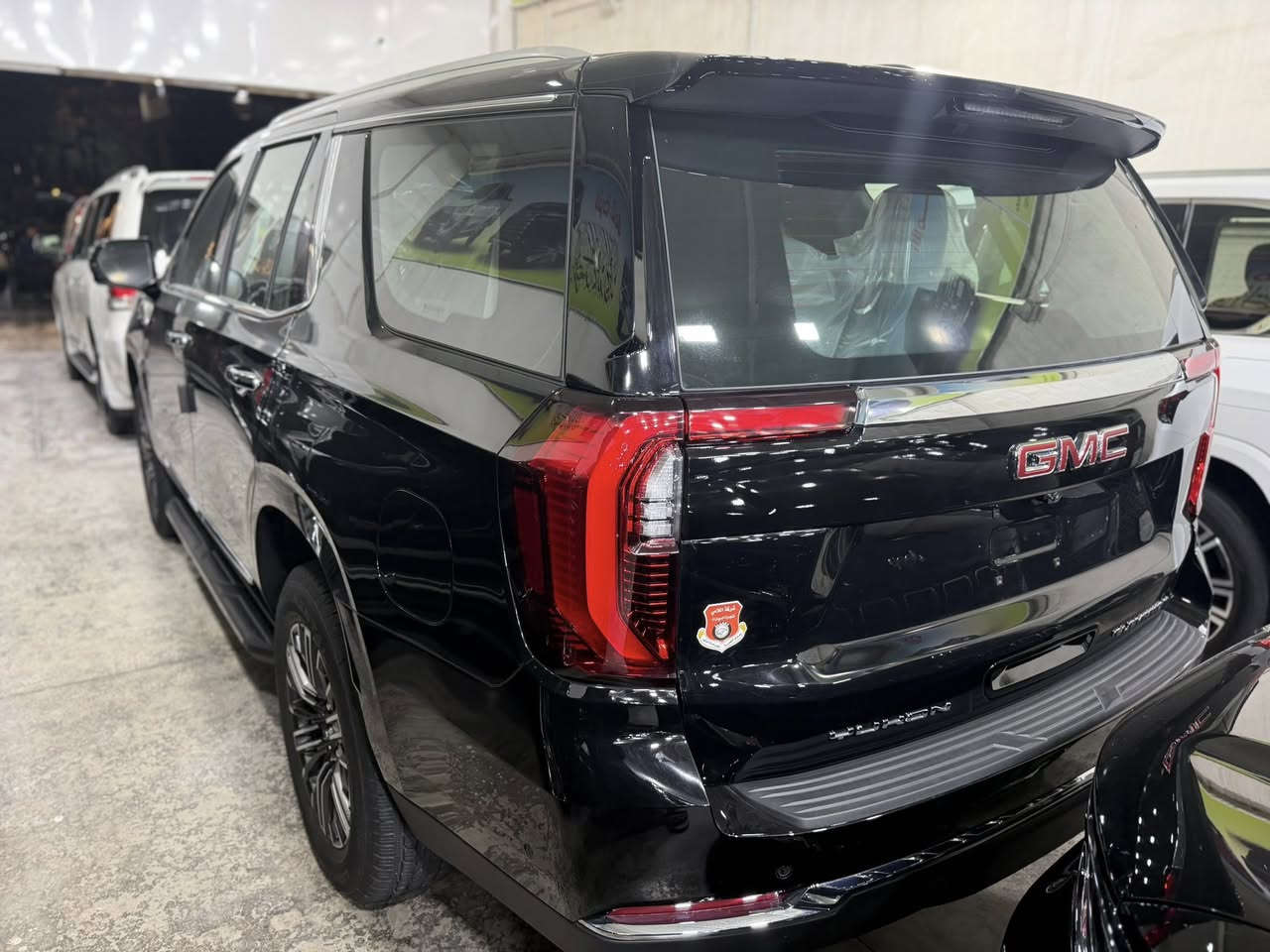 السلام عليكم
يوكن الفيشن 2025 زيرو مرقم بغداد
مكفولة كفالة عامة  
سعرها 101 مليون وبيها مجال بسيط
للاستفسار اكثر:***********
مكانها:معارض النهضة شركة اللامي
