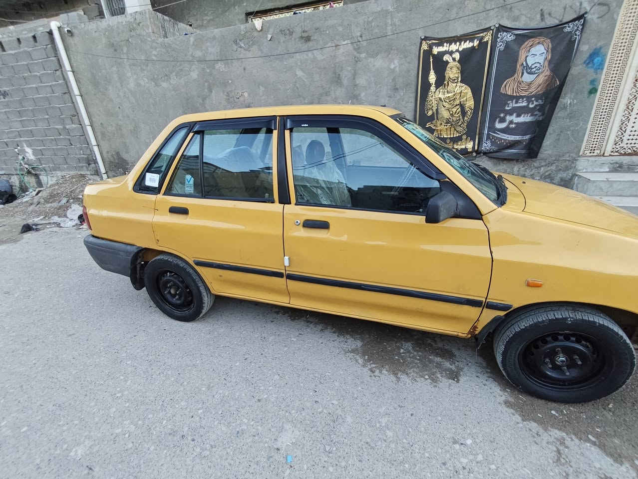 السلام عليكم سايبا موديل 13 السيارة مكفولة كير ومكينة ومكفولة من الضربة ما عدة بارد بجاملغ جهة السايق السيارة بية شاصي معمر ولثاني بي فطر صغير السيارة باسمي تحويل ثاني يوم عنواني حي اور سعرة 31 وبية مجال ***********
