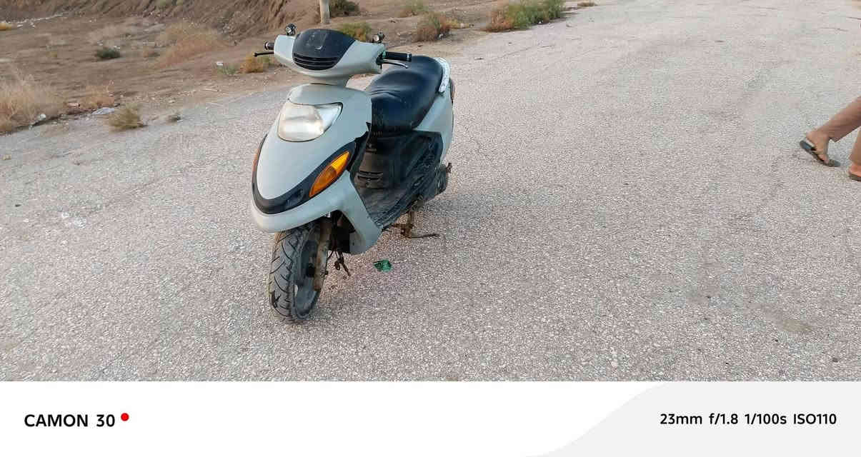 للبيع فقط
سلام عليكم 
دراجه دولفين محرك مفتوح مره وحده تجفيت جديد شلعه معدل خير من الله المحرك لاتنقيص ولا تبخير سلف  تشتغل كهربائيات كلهه شغاله باتري جديد تايرات نضيفه دبلات نضيفه كفرهة شوفه عينك بي نقص تريشه وحده السعر ٣٠٠ وبيهه مجال حك الجية 
المكان ديوانيه ناحية الصلاحية 
للاستفسار اكثر مراسلة الصفحة او  اتصل *********** بي واتساب
