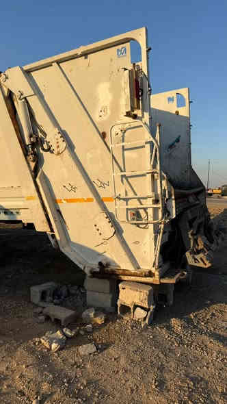 كابسه نفايات حموله ٢٥ طن
نظيفه 
السعر ٢٥$ ورقه وبيها مجال
عنوان ديالى 
***********
