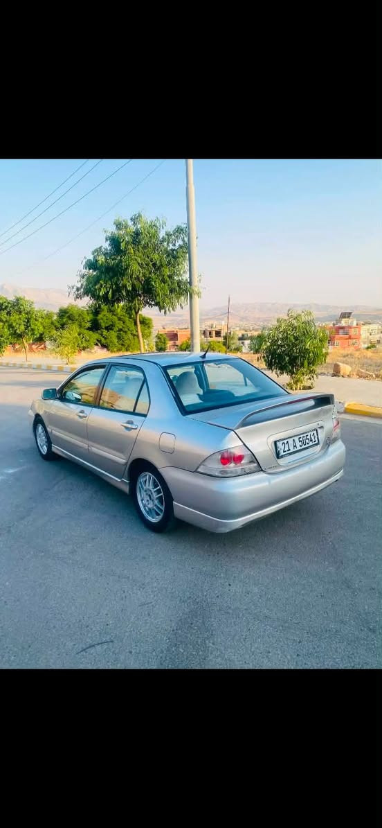 لانسەر مۆدیل 2007 گیر تۆماتیک     مەکینە گەورەدەبڵ گێڕ مواسەفات فول فولە سلایت سپۆرت تەبریت ساردووگەرم لەسەرسویج گیرو مەکینەی نەکراوەتۆ بەشەرتە سەنەوی  تازەیە 2028 هەزەی تازەیە تەحیولو غەرامەو وەکالەی بەشەرتە  یەک پارجەی بۆیاخە بۆجوانی  کراوە لەسەرکاڵ بونۆ کراوە بەو شەرتە نوکە دەرزی دەعمی پێوە نیە بەو شەرتە بێ ساردوو شوخوت جوار تایەی تازەی بۆ بسراوە یەک فلس مەسرەفی تیانیە هەموگیانی رێک لەسەر شەریکەماوەتۆ بەشەرتە سعری 68 وەرەقە.***********     ***********
