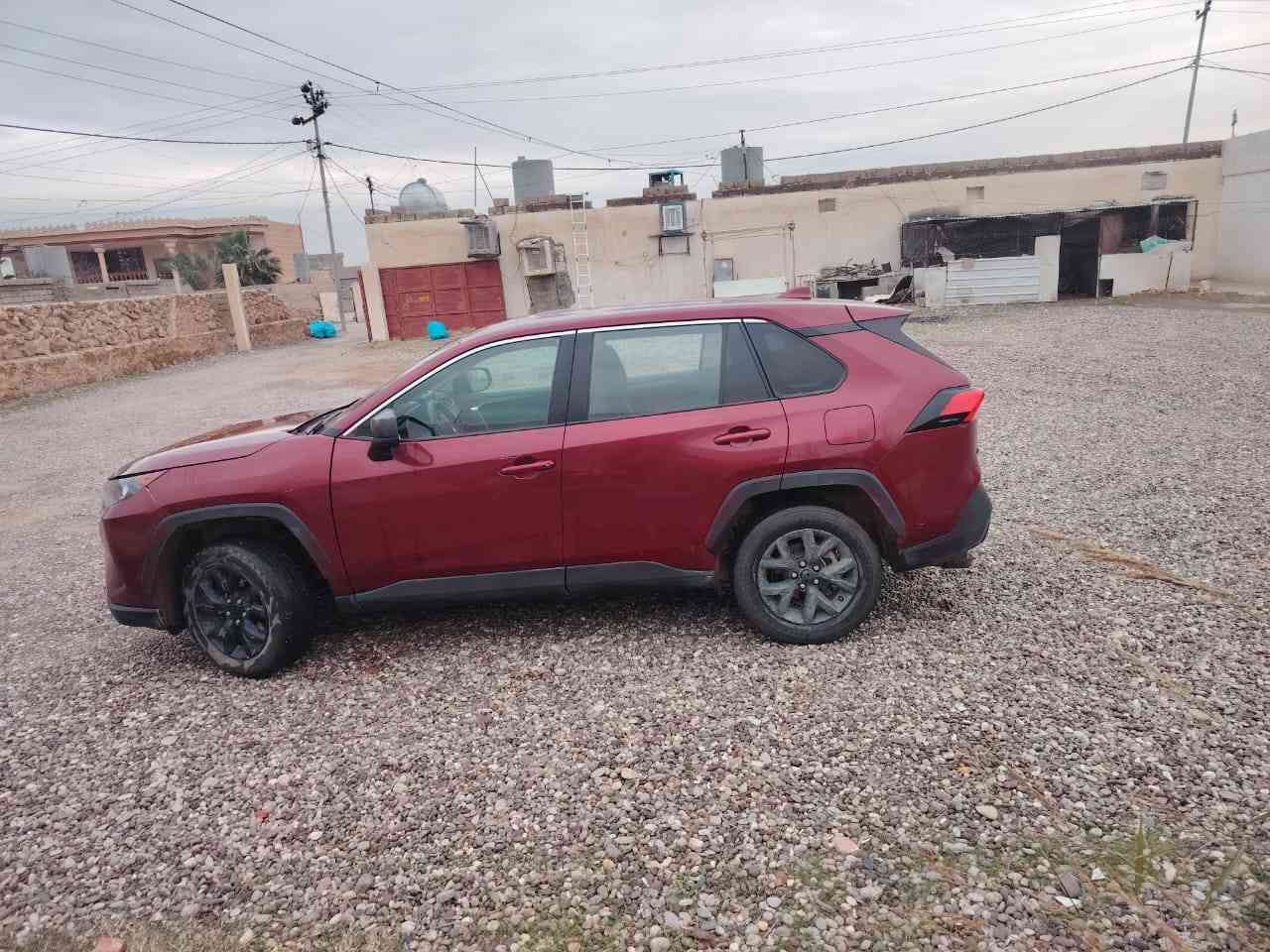 سلام عليكم للبيع راف فور 2022 le سعر 230 و بيها مجال و يرهم  مراوس مع كامري ضرر مرفق بالصور
مكاني الزوية
رقم الهاتف ***********
