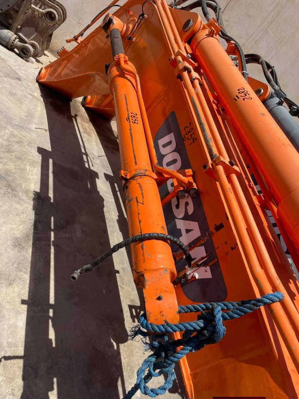 السلام عليكم بوز للبيع ***********
