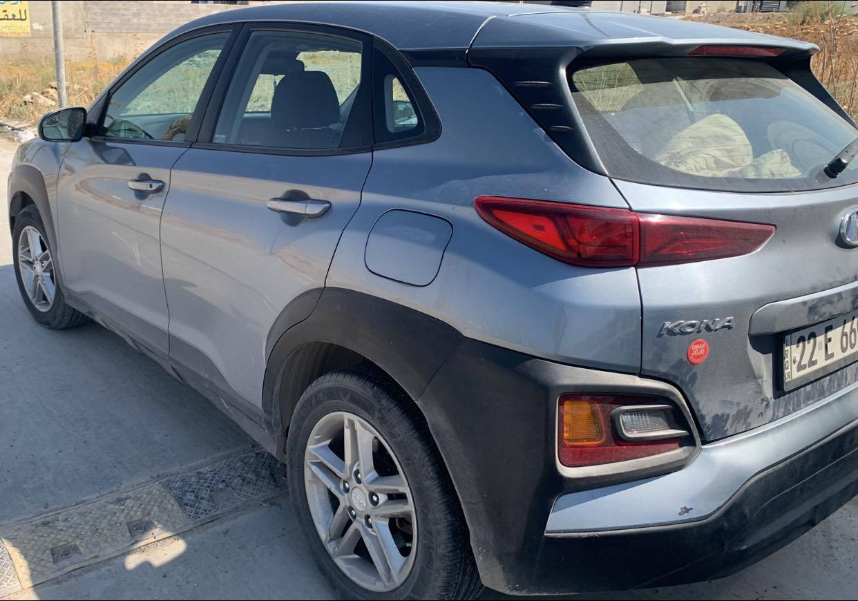 السلام عليكم 
للبيع فقط 
المكان الموصل الايسر 
هونداي كونا 2019 
لون سلفر 
مواصفات نص فول 
ماشيه 74 الف ميل 
صور الضرر موضحه بالمنشور 
كوبون بانزين بيها
*********** 
اتصال فقط
السعر 144 وبيعا مجال للشراي
