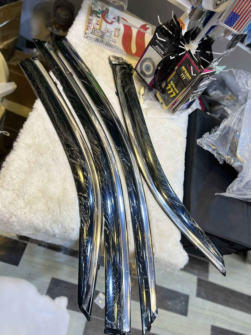 كماليات المهندس  
امير محمد 
ابراهيم العايد 
السعر 40 الف 
توصيل لجميع المحافظات 5 الالف 
العنوان بابل المسيب شارع السابع خلف كراج بغداد 

للعلم المطريات ضد الكسر تفحصهن امام المندوب تكسرهن اداور بيهن مينكسرن.


**إذا كنت صاحب هذا الإعلان وتريد حذفه لأي سبب، رجاءا أرسل رسالة إلى الدعم الفني**