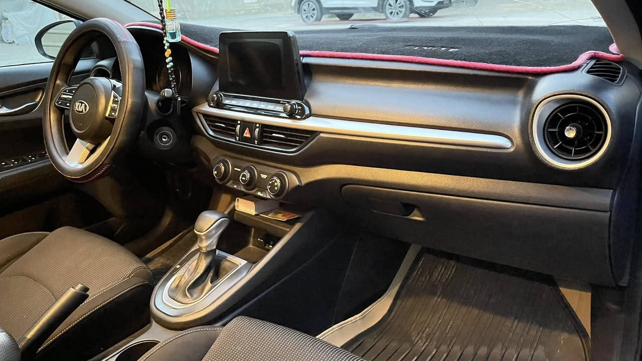 فورتي وارد امريكي موديل 21 رقم كربلاء معوقين باقي سنه وصير حرة مواصفات رادار امامي كامرة خلفية تحكم ستيرن مثبت سرعة تحديد مسار سياقة ذاتية شاشة كبيرة وشاشة اعطال حساس اطار ضغط الهواء نظام الكير 3 وضعيات سبورت سمارت نورمان محرك 2000 دوش كير سي في تي مشدودلة براد كير السيارة ماشية 75 ميل سونار ماعندي بس عندي صورة للحادث بامريكا امامي ايرباك دشبول صف السايق طاك فقط  طعجات بسيطة بالقمارة  اثناء النقل صورة الحادث مرفقة مع المنشور مكان السيارة كربلاء كير محرك تبريد مكفول وسيارة مكفولة ماعدا الحادث السعر 120💸💲

***********
📞
