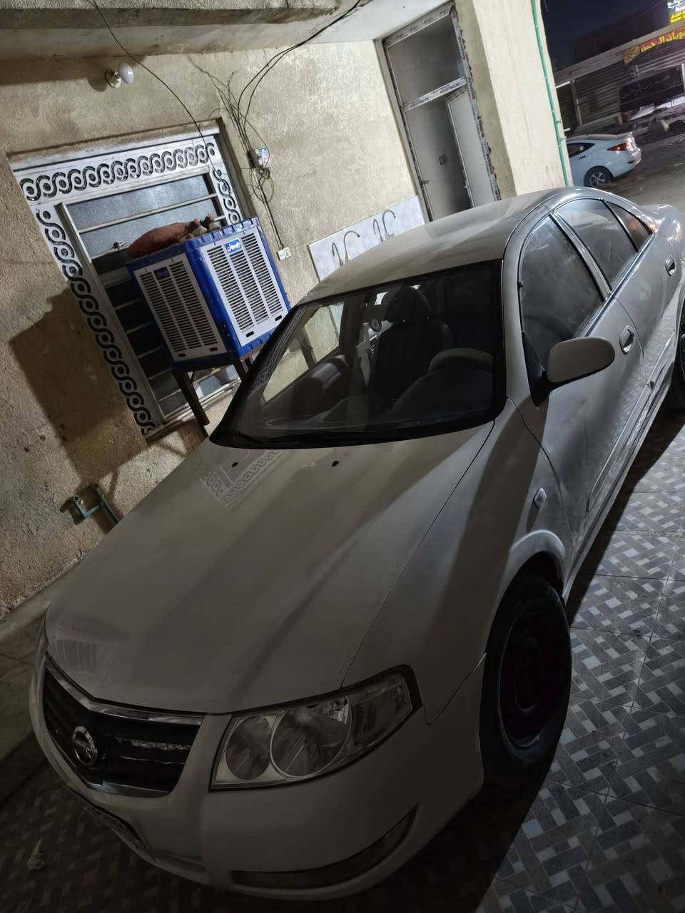 نيسان سني 2012 رقم بغداد مكفوله كفاله عامه عدا جاملغ الأمامي بي صبغ  جاهزه من كل النواحي مكينه وكير وحداديه تبريد ثلج تخم تاير سنويه جديده
***********
